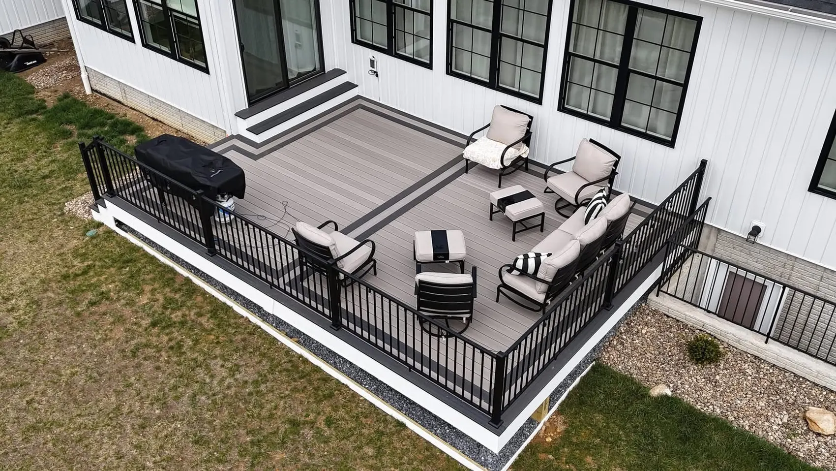 Aerial view of a composite deck with a picture frame border around the perimeter